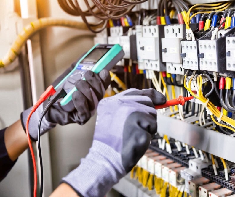Mejor curso de electricista de baja tensión en Cáceres