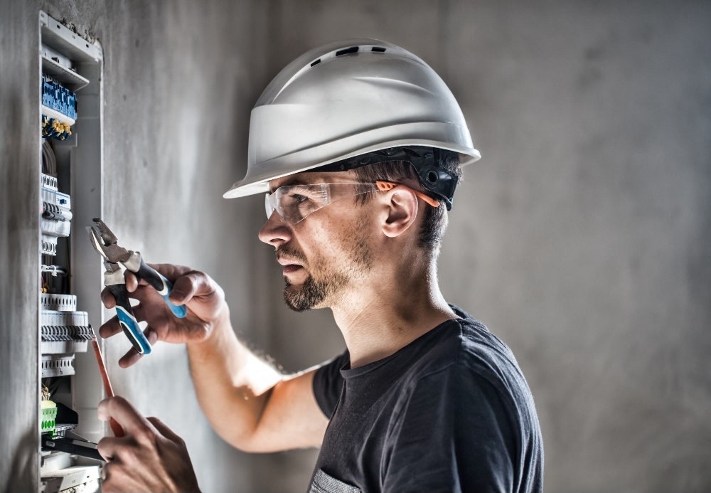 Instalador Electricista en Baja Tensión